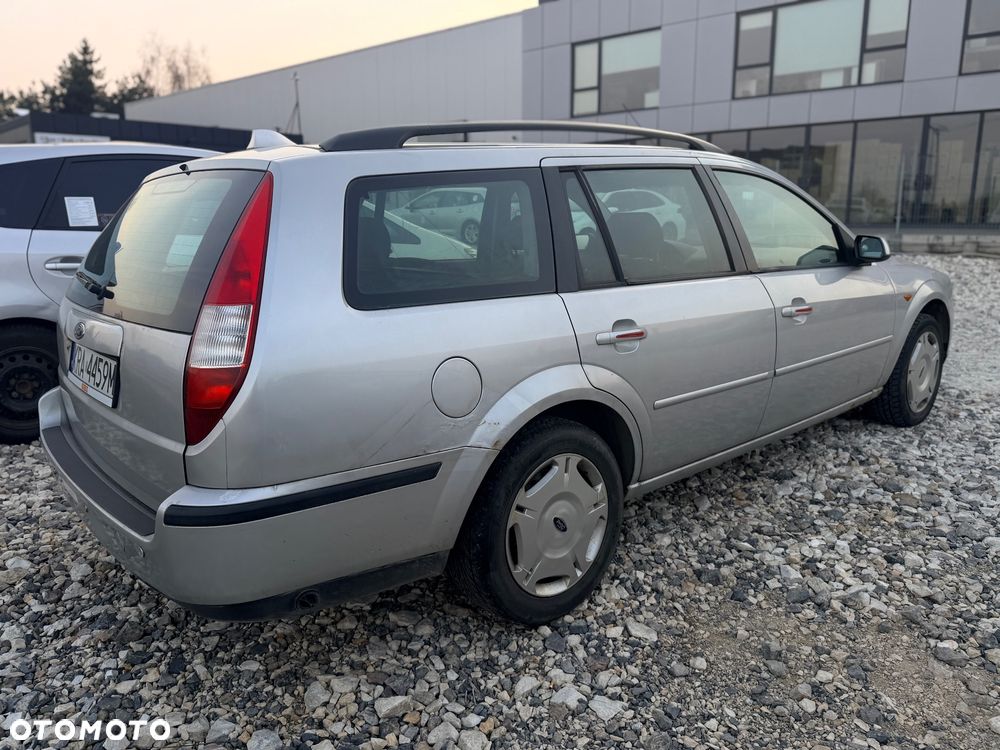 Ford Mondeo 2.0 Ghia - 5