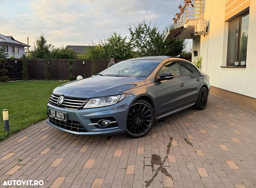 Volkswagen Passat CC - 1