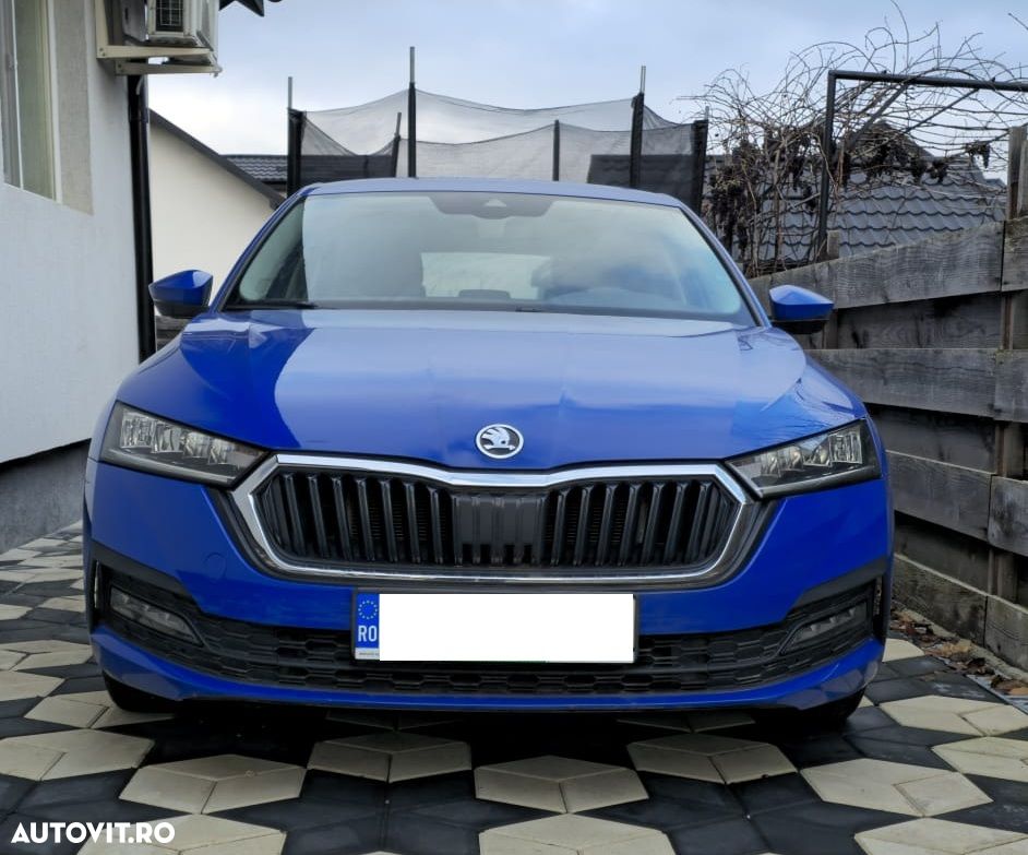 Skoda Octavia Combi 2.0 TDI DSG Ambition - 3