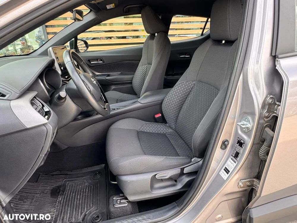 Toyota C-HR 1.8 HSD 122 CP 4x2 CVT Core - 14