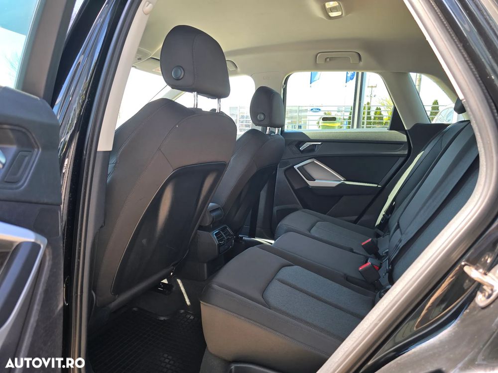 Audi Q3 35 TDI S tronic - 17