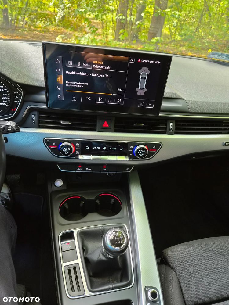 Audi A4 Avant 35 TFSI mHEV - 27