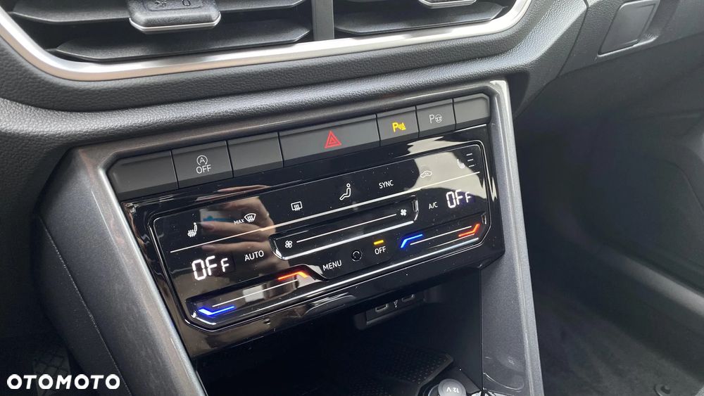 Volkswagen T-Roc 1.5 TSI Final Edition - 17