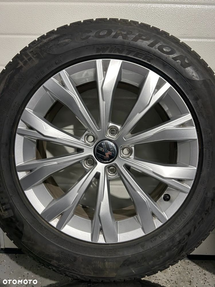Oryginalne koła zimowe FELGI 17 VW Tiguan II Tayron Kodiaq Q3 Tarraco Pirelli 215/65R17 2021r. 7,5mm jak NOWE - 5