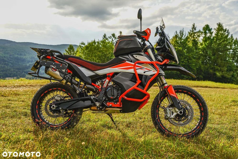 KTM Adventure - 5