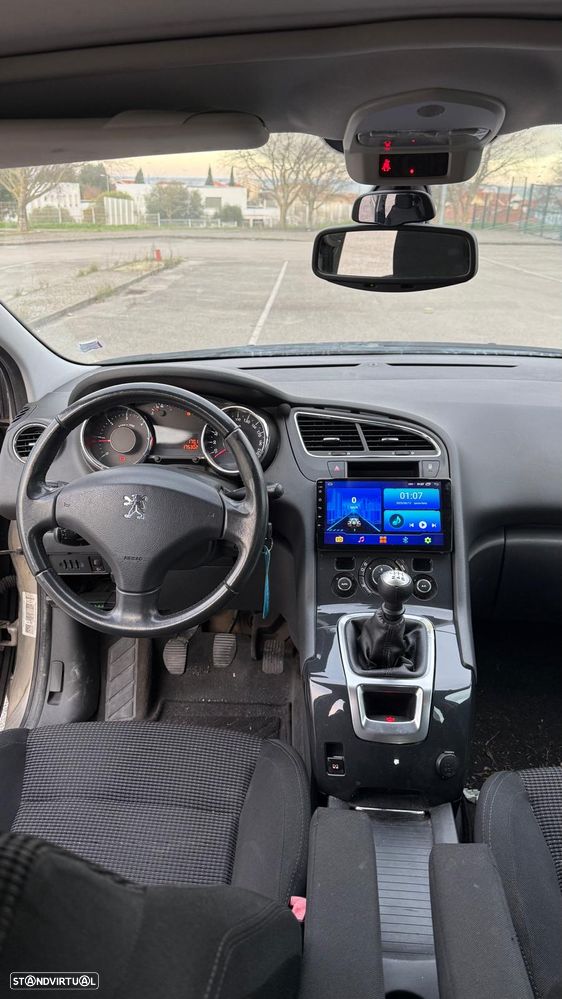 Peugeot 5008 1.6 HDi Executive JLL17 - 7