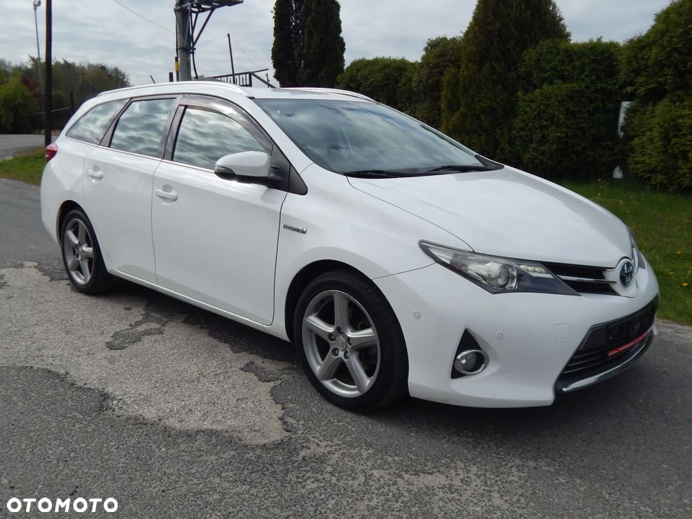 Toyota Auris 1.8 HSD Luna - 5