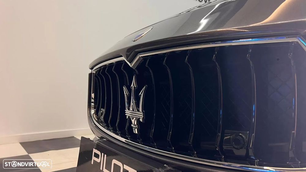 Maserati Ghibli 3.0 V6 - 3