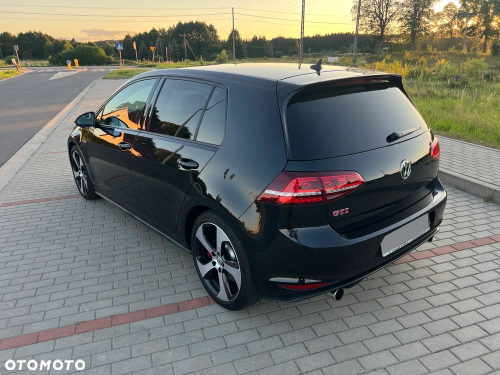 Volkswagen Golf 2.0 TSI BMT GTI Performance - 34