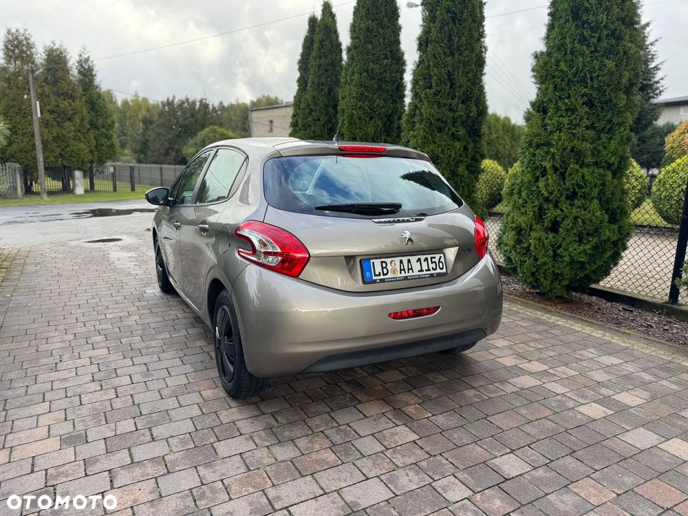 Peugeot 208 1.2 VTi Access - 11