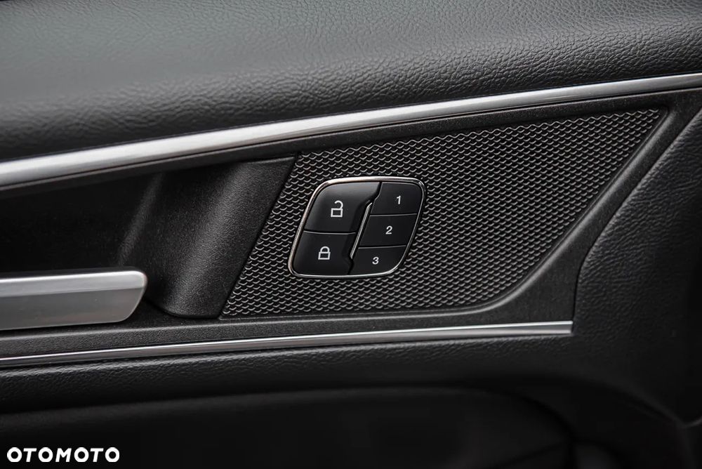 Ford Edge 2.0 TDCi Bi-Turbo 4x4 Titanium - 16