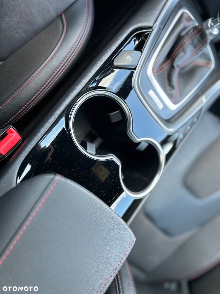 Ford Mondeo 1.5 EcoBoost ST-Line X - 35