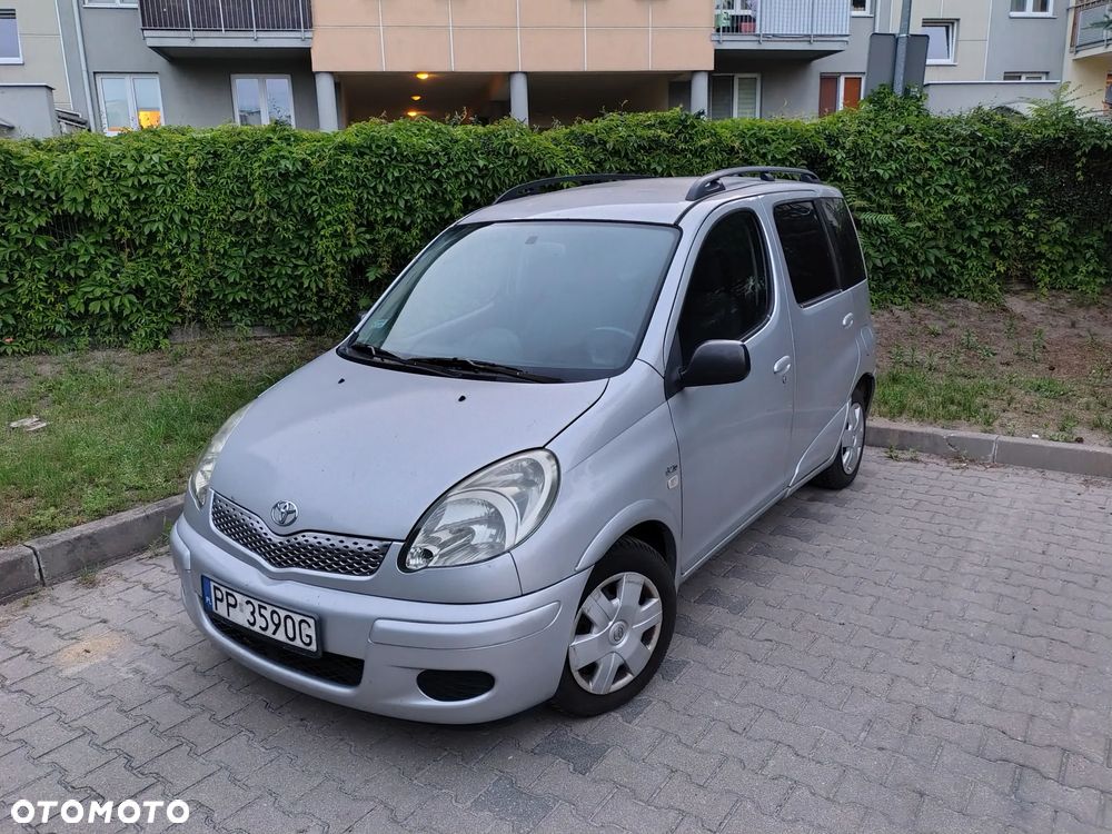 Toyota Yaris Verso 1.4 D-4D Sol - 5