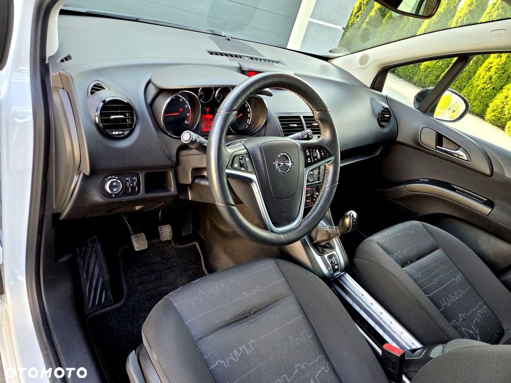 Opel Meriva - 15