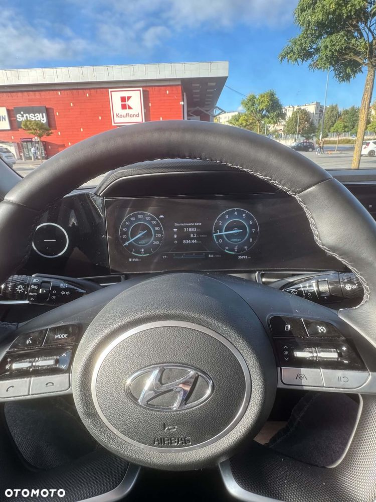 Hyundai Elantra 1.6 Executive - 7