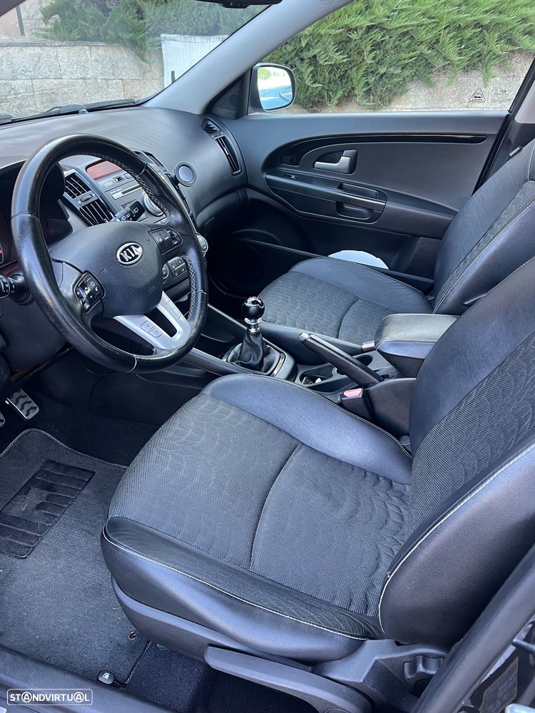 Kia Ceed SW 1.6 CRDi EX ISG - 12