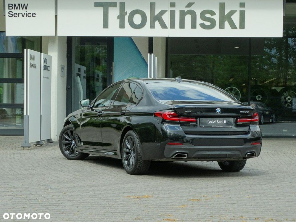 BMW Seria 5 520d xDrive MHEV M Sport sport - 3