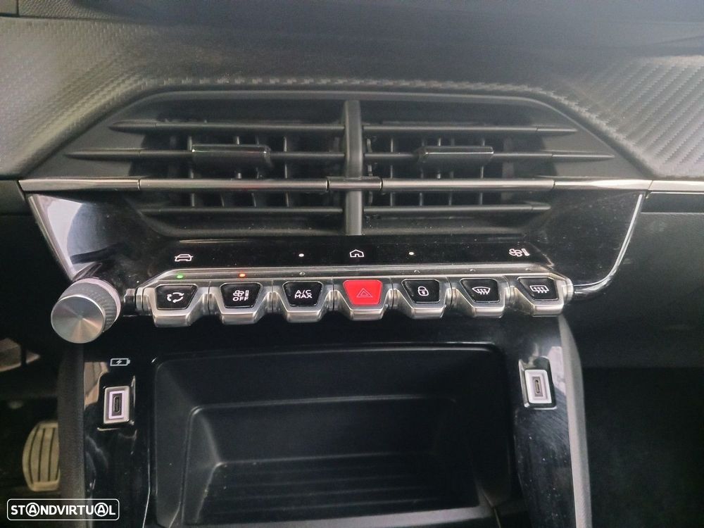 Peugeot 2008 1.2 PureTech Active Pack - 18