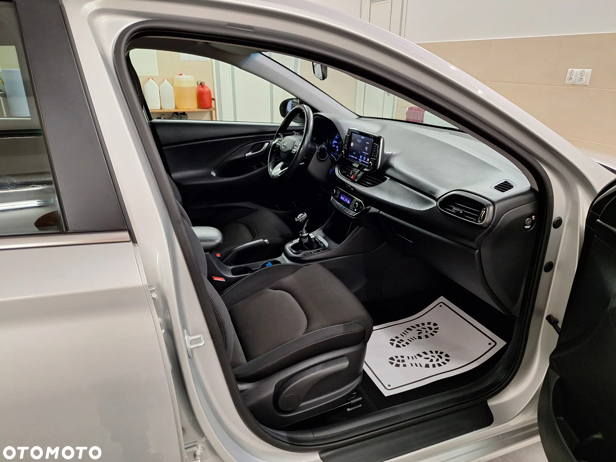 Hyundai i30 1.4 T-GDI Premiere Luxury - 28
