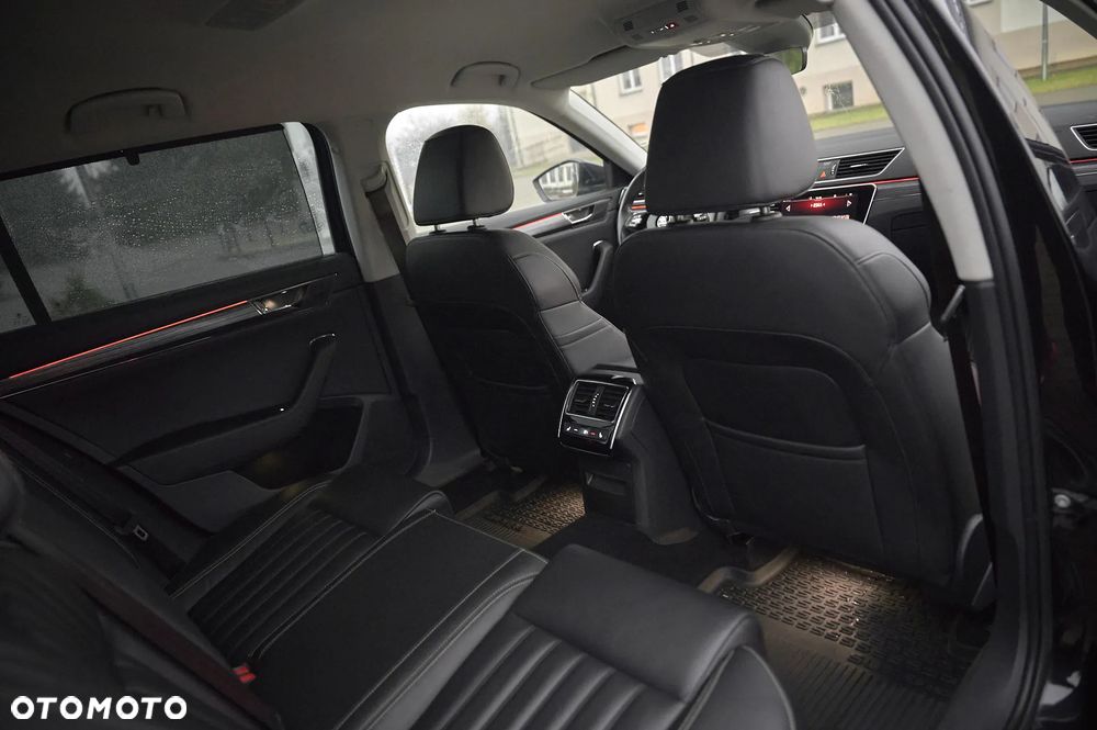 Skoda Superb 2.0 TDI 4x4 Style DSG - 27