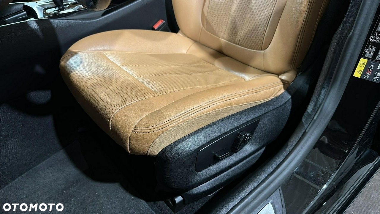 BMW Seria 5 - 13