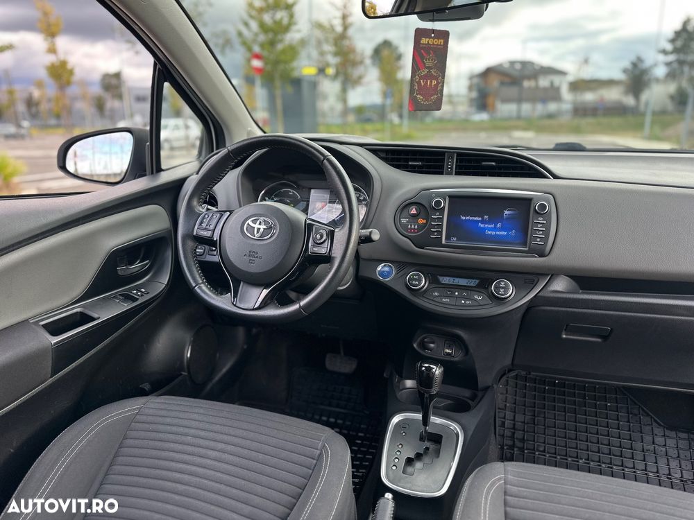 Toyota Yaris 2018 photo 5