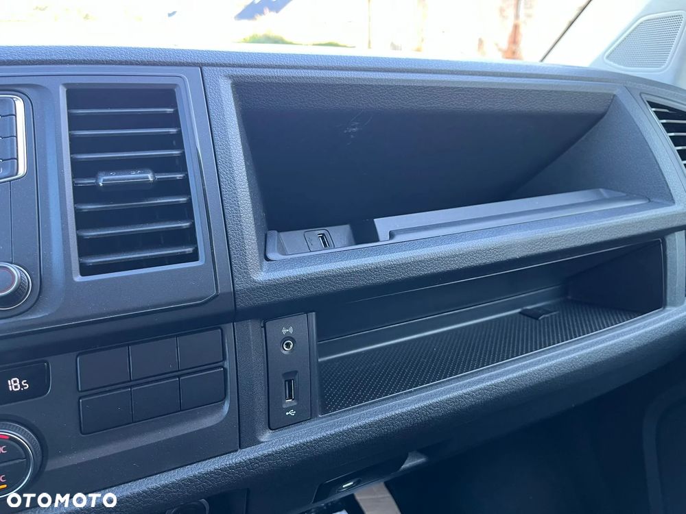 Volkswagen Caravelle 2.0 BiTDI L2 Comfortline DSG - 19