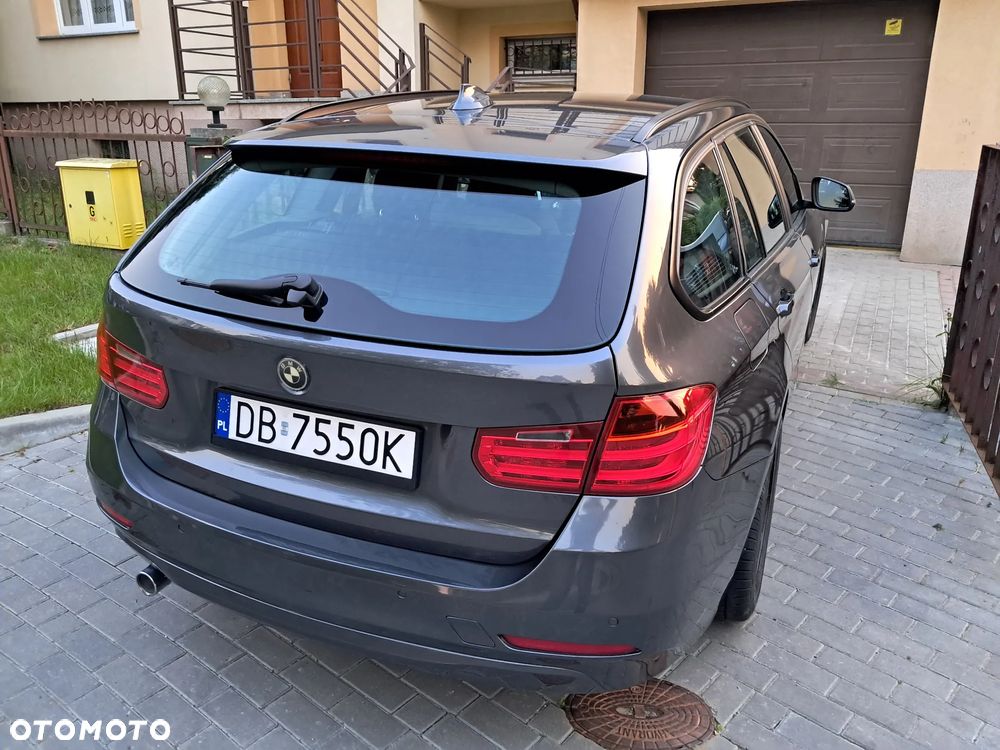 BMW Seria 3 316d Touring - 20