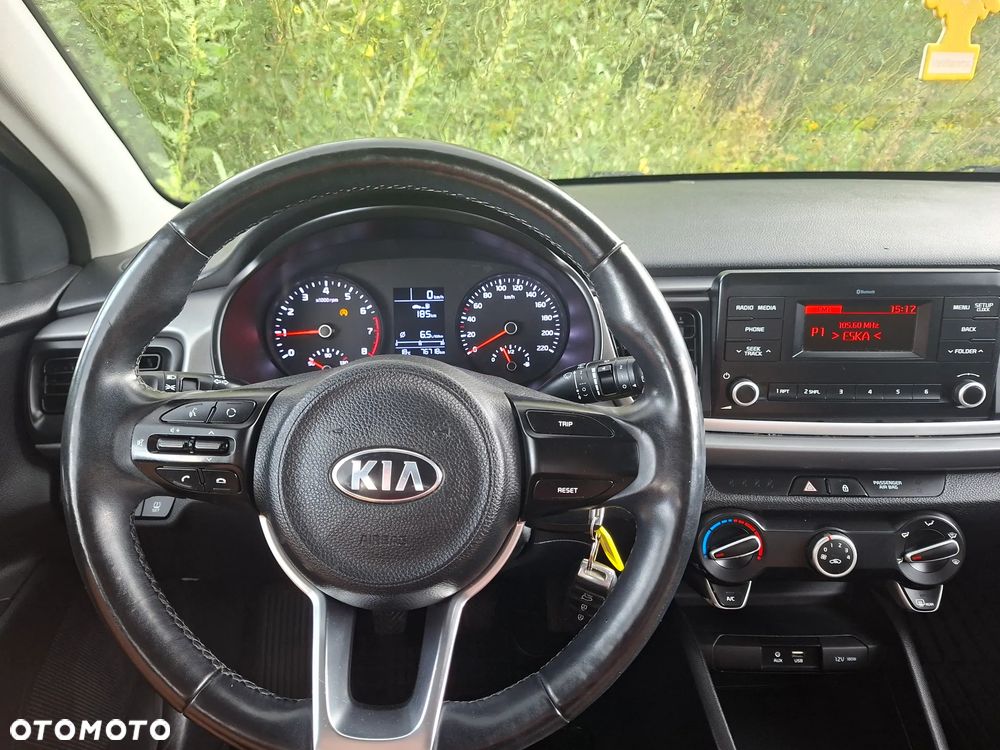 Kia Rio 1.2 Business Line - 10