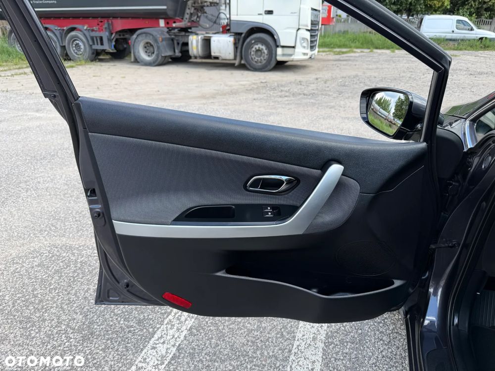 Kia Ceed 1.4 CVVT Dream Team Edition - 26