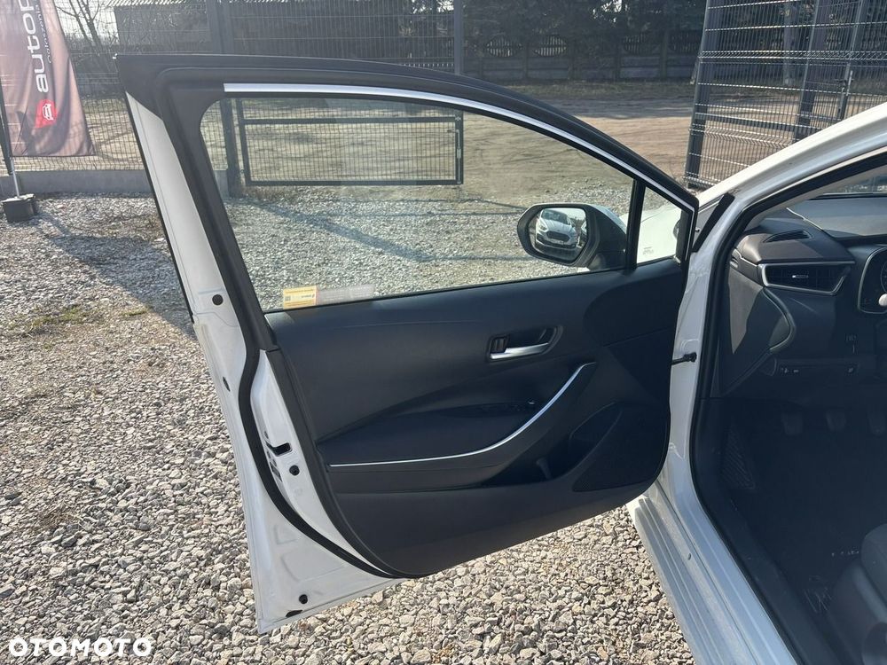 Toyota Corolla - 17