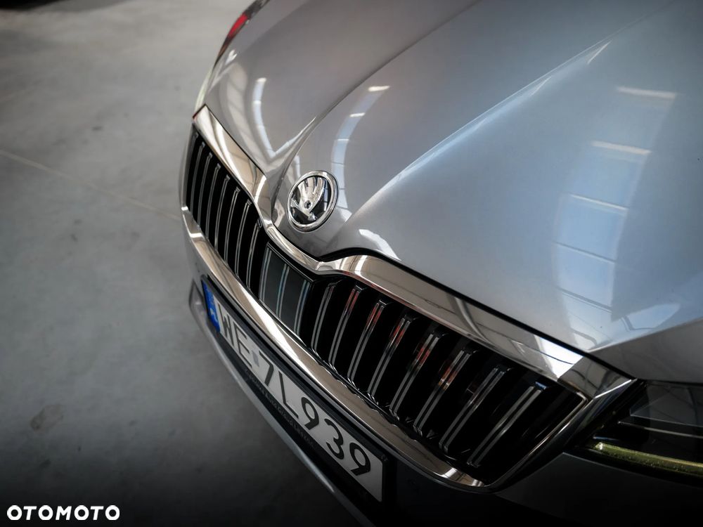 Skoda Superb 2.0 TDI SCR Ambition - 5
