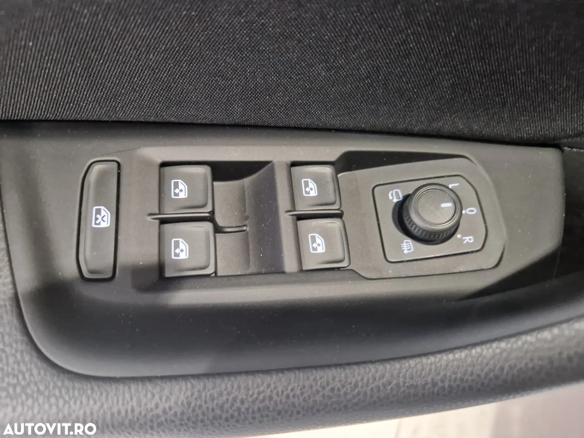 Volkswagen Passat Variant 2.0 TDI DSG Comfortline - 15