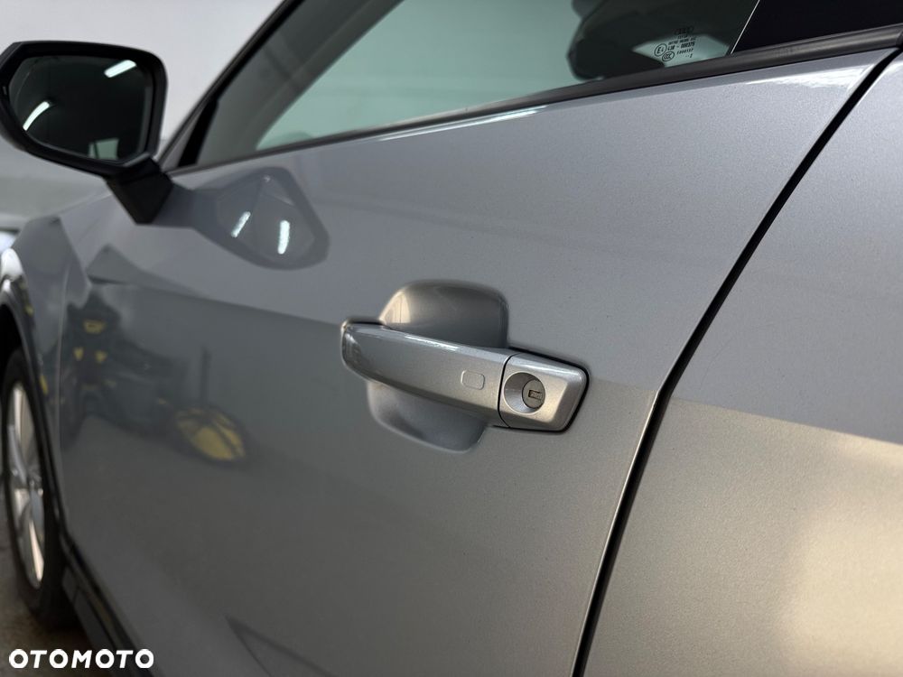 Audi Q2 35 TFSI S tronic design - 38