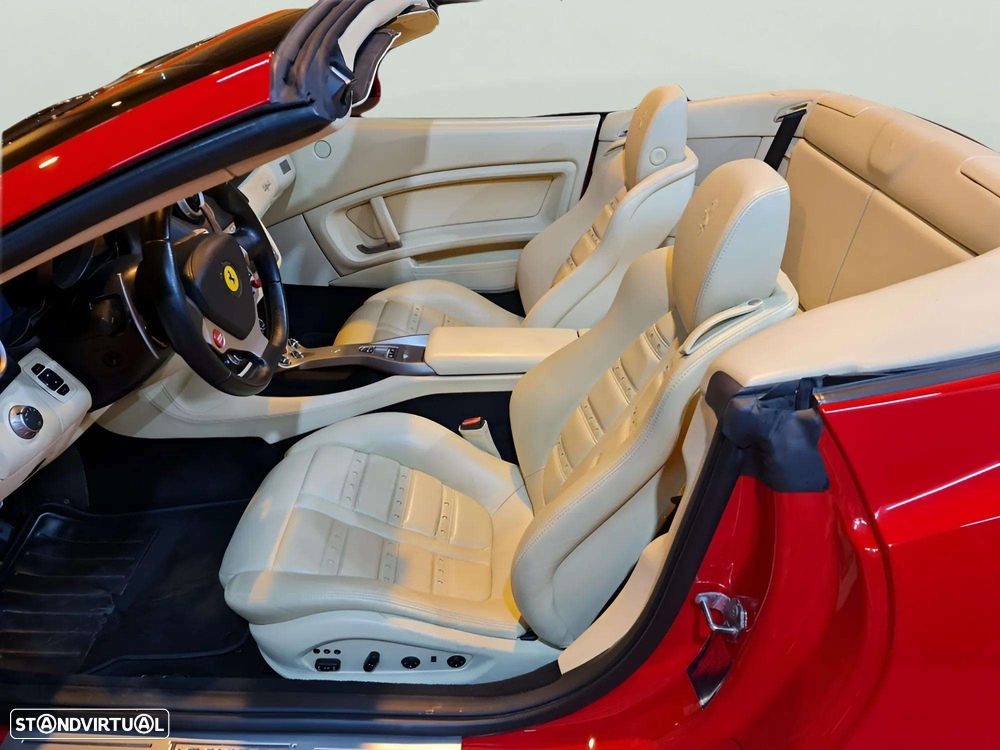 Ferrari California F1 - 10