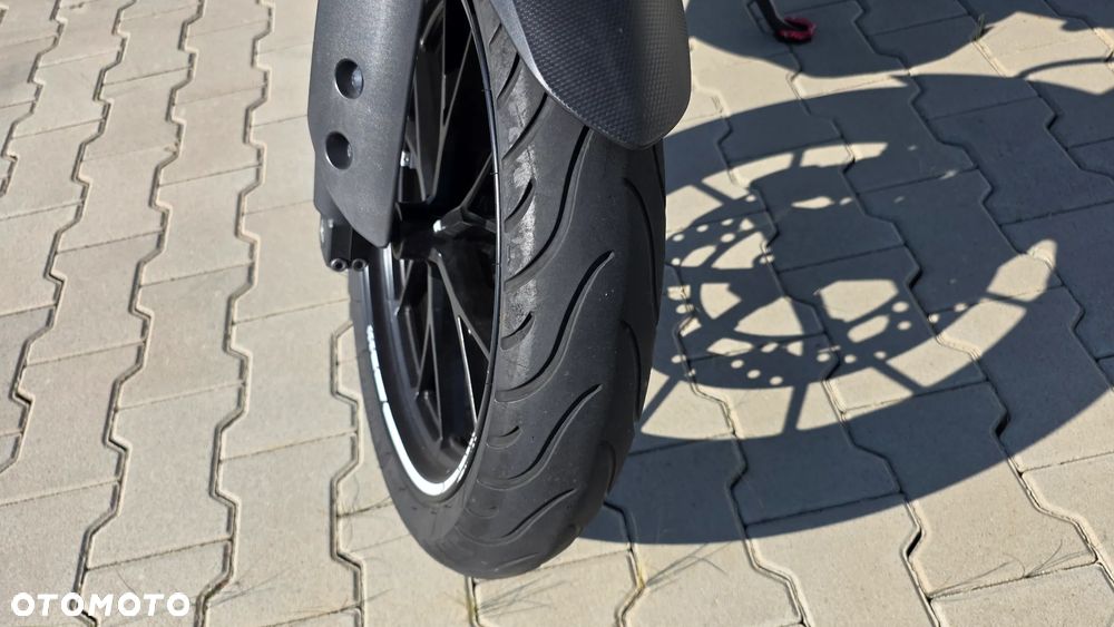 Yamaha MT - 8