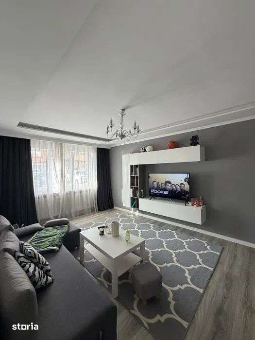 Apartament 3 camere decomandate, 65mp, boxa, zona Aurel Vlaicu — fotografia 1