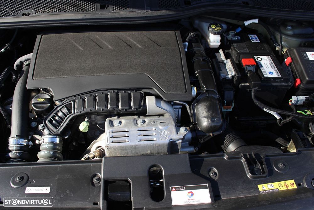 Peugeot 208 1.2 PureTech Active Pack - 38