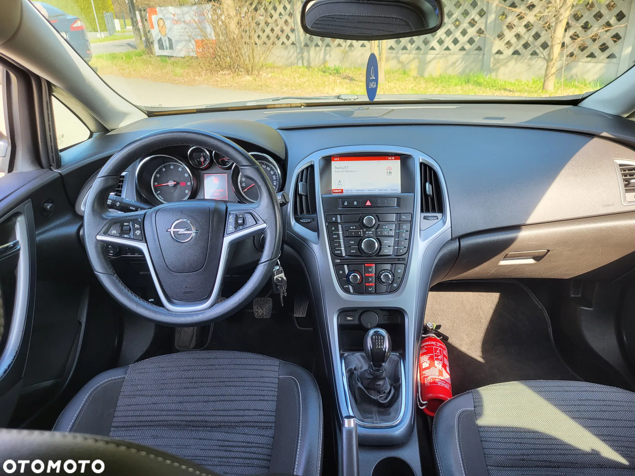 Opel Astra IV 1.4 T Cosmo - 29