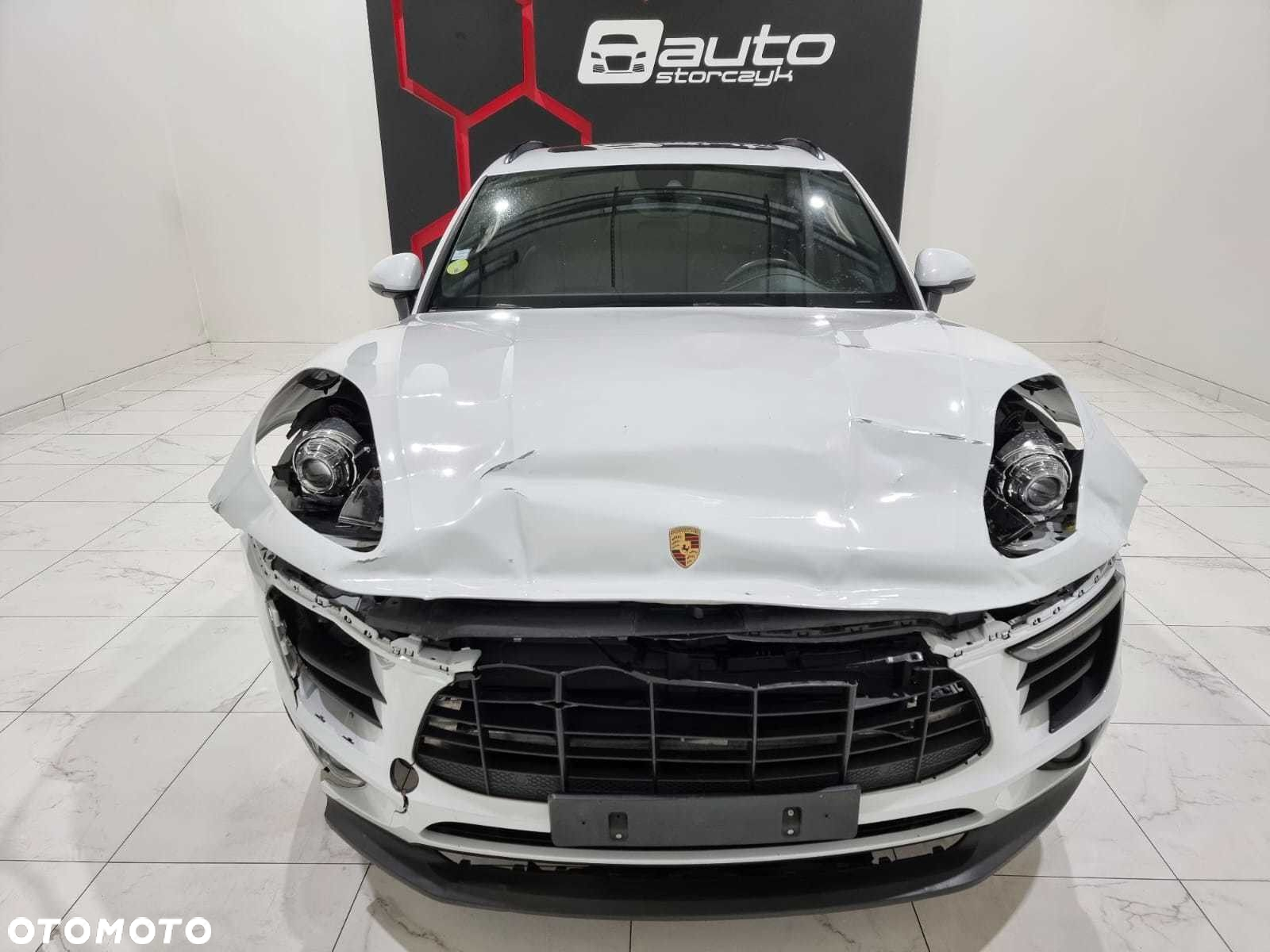 Porsche Macan - 15