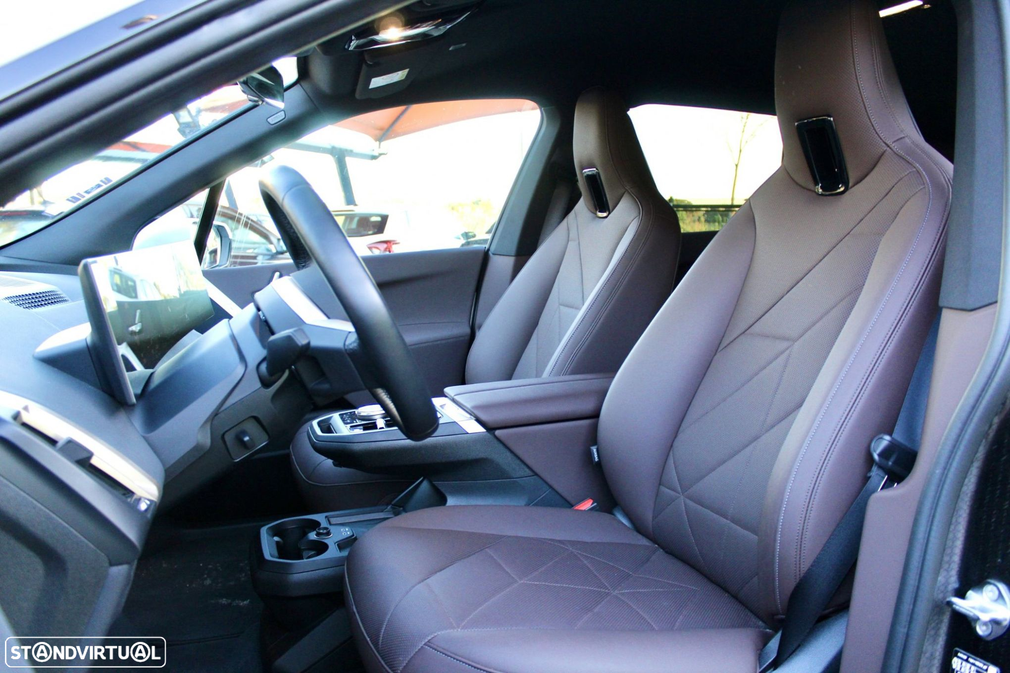 BMW iX xDrive 40 - 16