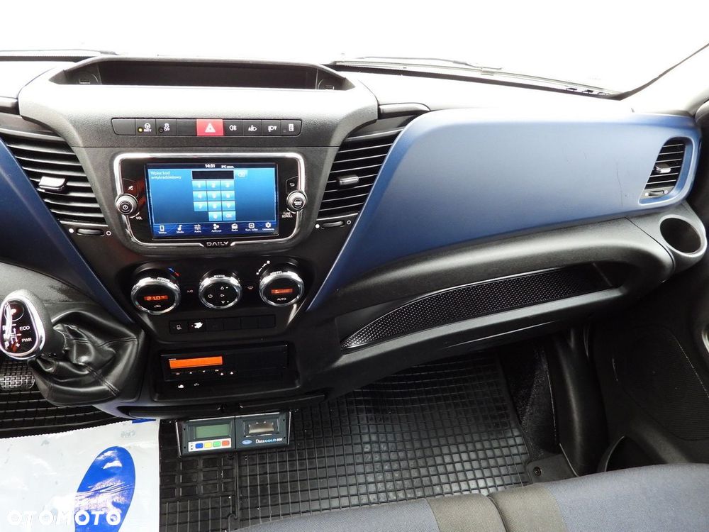 Iveco DAILY 72C18 CHŁODNIA KONTENER -10*C WINDA 9 PALET ZASILANIE 230V TEMPOMAT NAWIGACJA PNEUMATYKA AUTOMAT HI-MATIC BLIŹNIACZE KOŁA KLIMATYZACJA  180KM - 35