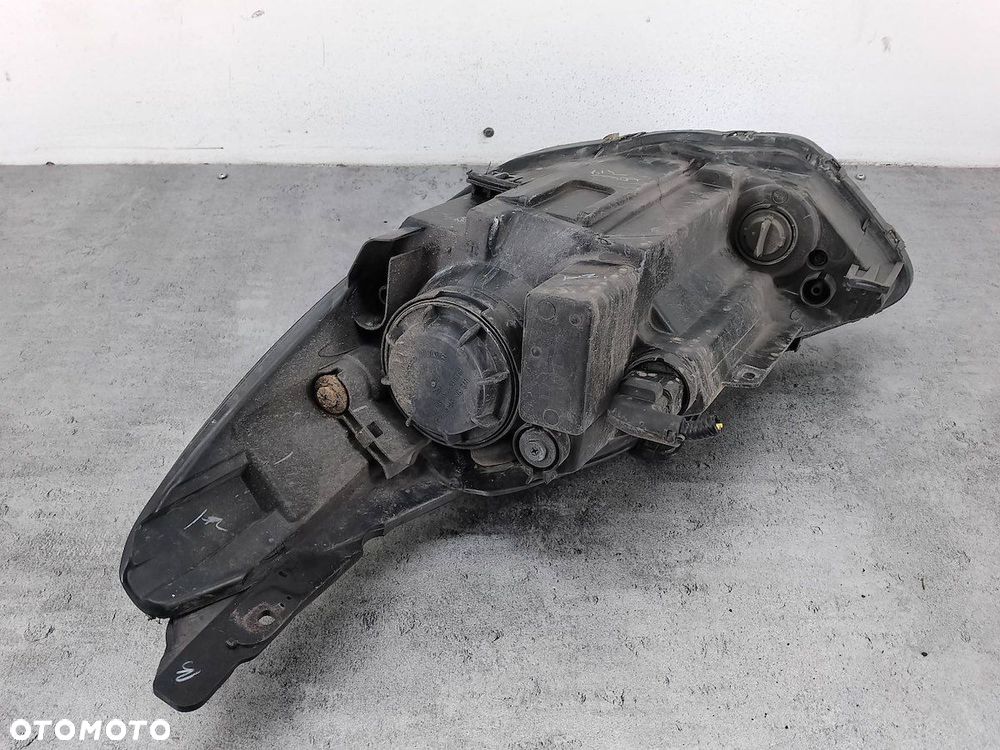 LAMPA PRZÓD PRAWA HYUNDAI I10 FL I - 4