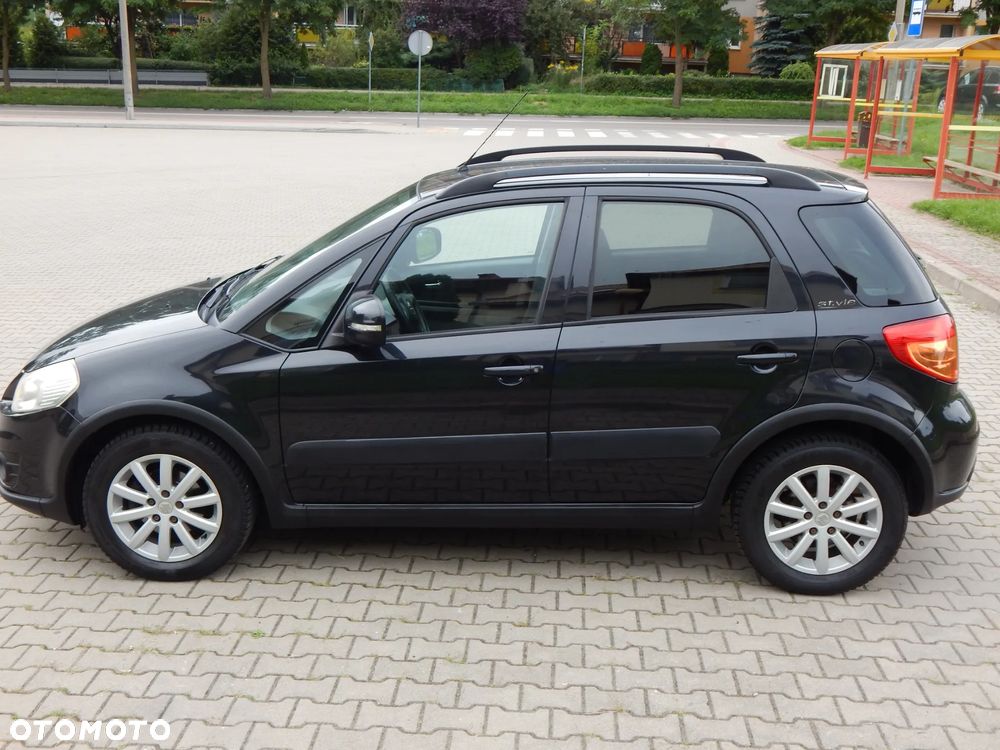 Suzuki SX4 Classic 1.6 VVT Automatik 4x2 Style - 6