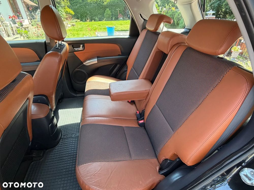 Kia Sportage 2.0 Tour - 10