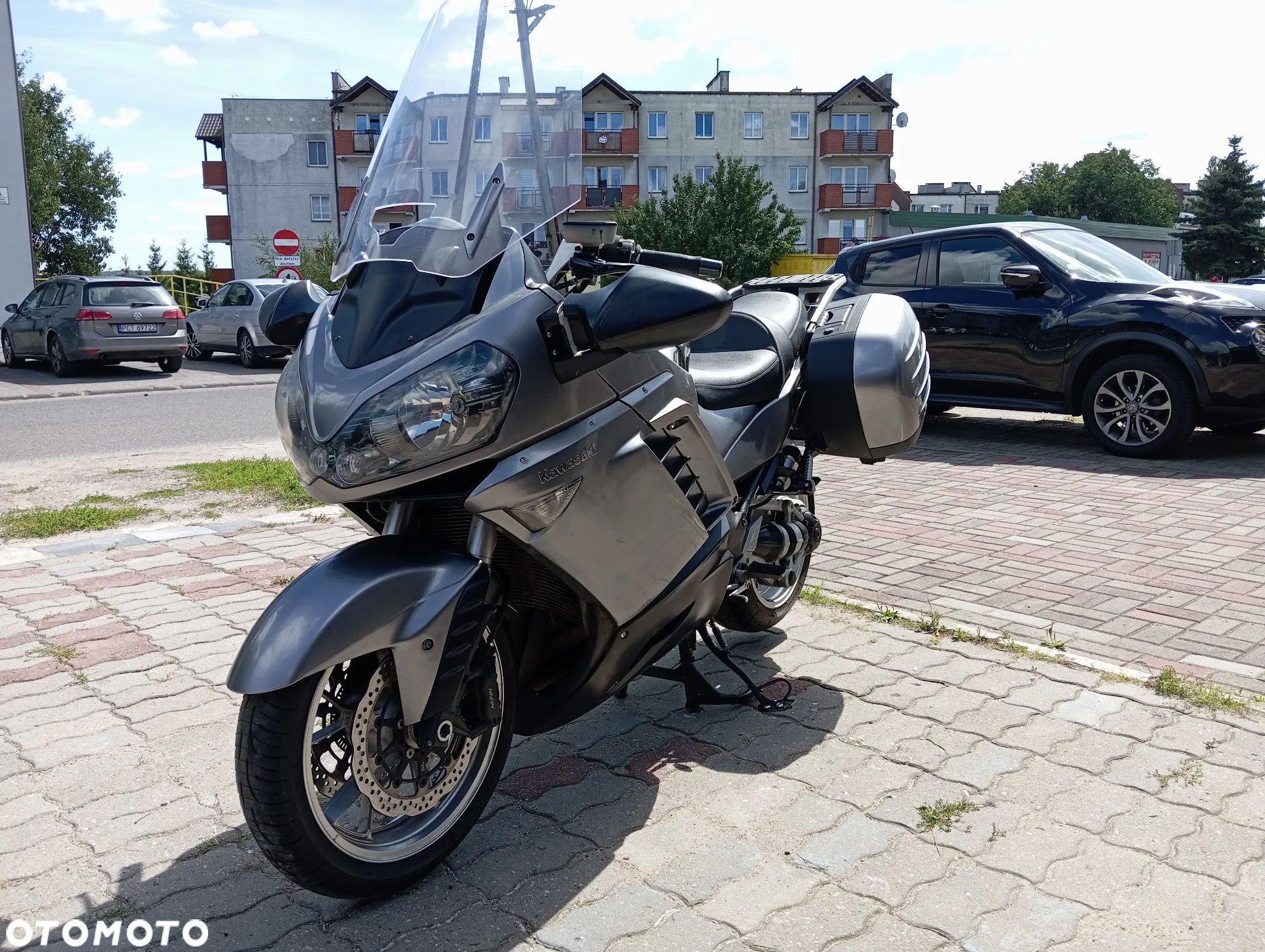 Kawasaki GTR - 1