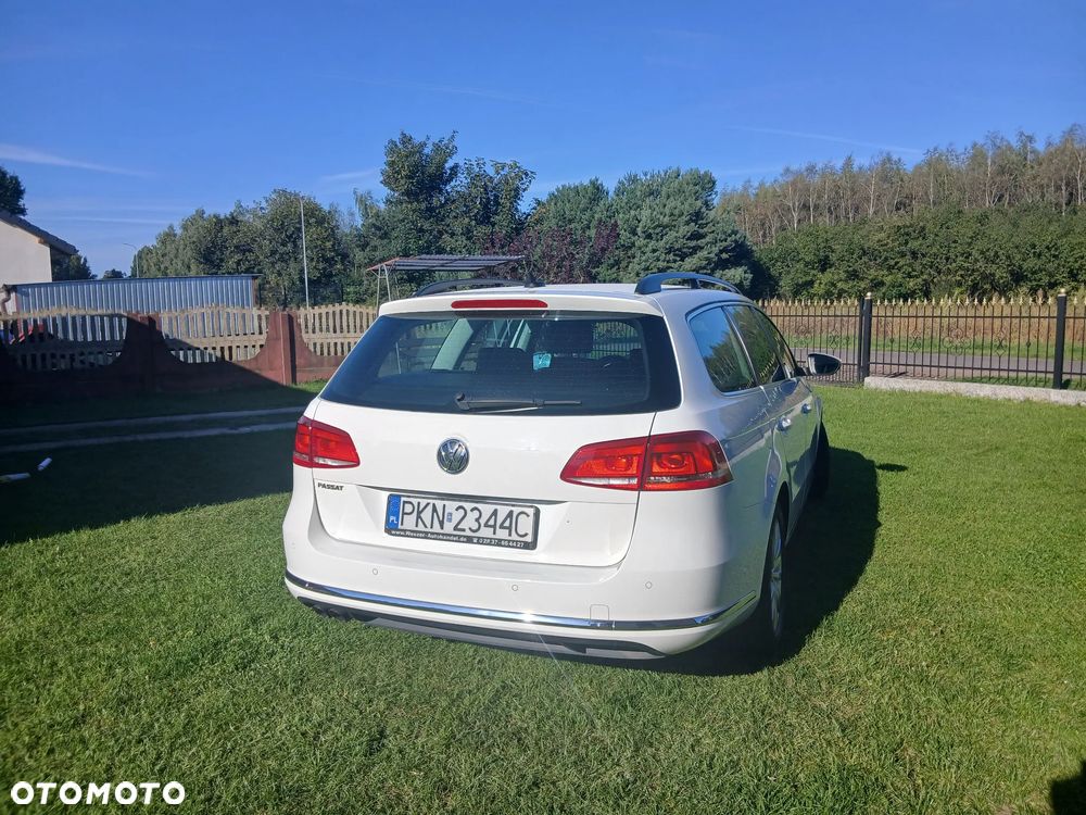 Volkswagen Passat 2.0 TDI BlueMotion Technology Comfortline - 5