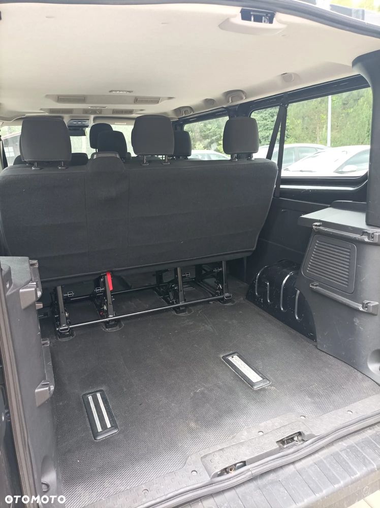 Renault Trafic - 13