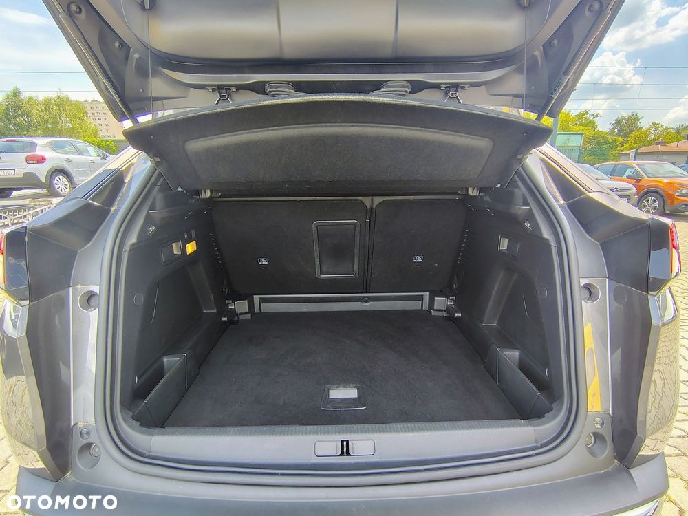Peugeot 3008 1.2 PureTech Active Pack S&S EAT8 - 11