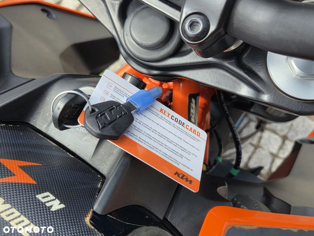 KTM Duke 390 - 22